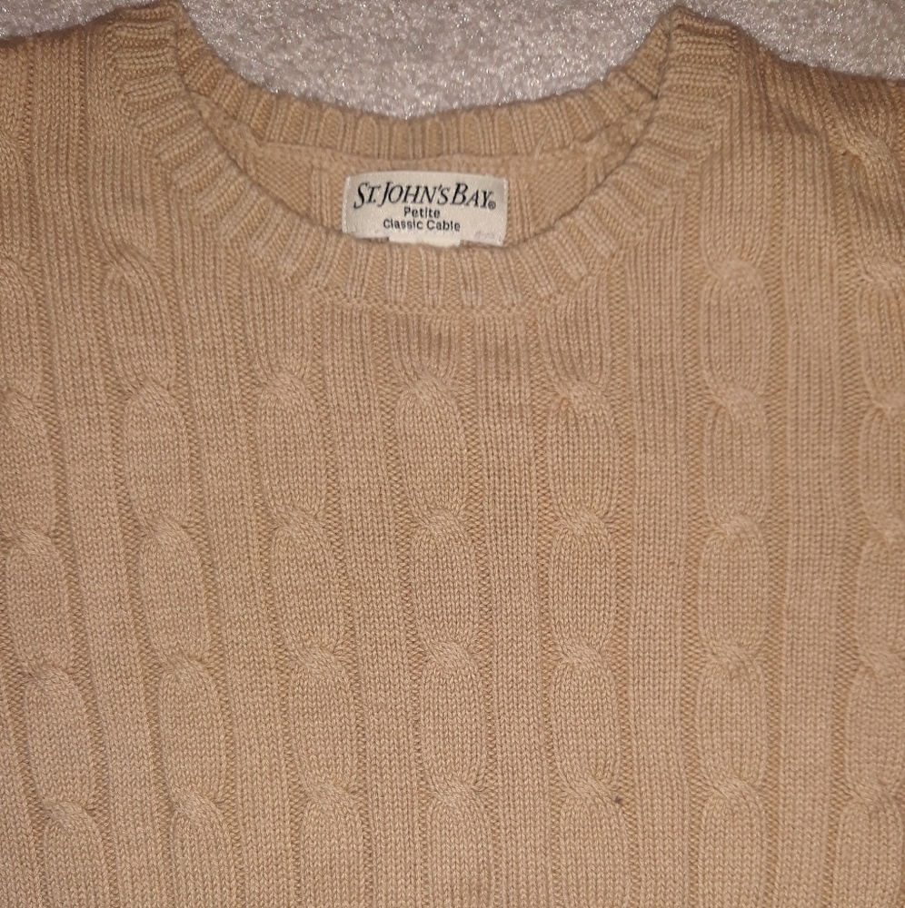 Sweater - Picture 3 of 4